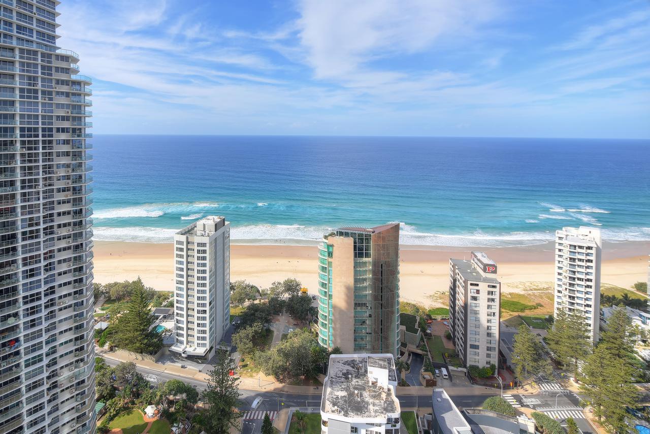 Private Apartment With Ocean Views At Q1 Resort Gold Coast Exterior foto